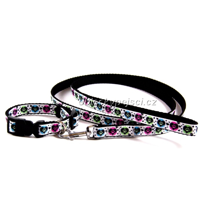 Set obojek + vodítko Tlapky v srdíčkách